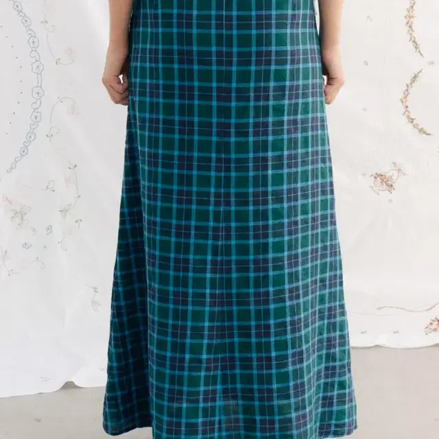 비아플레인 VIA LINEN CHECK LONG SKIRT