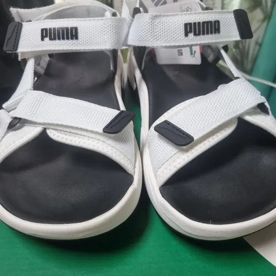 puma 샌들 235,265 새제품