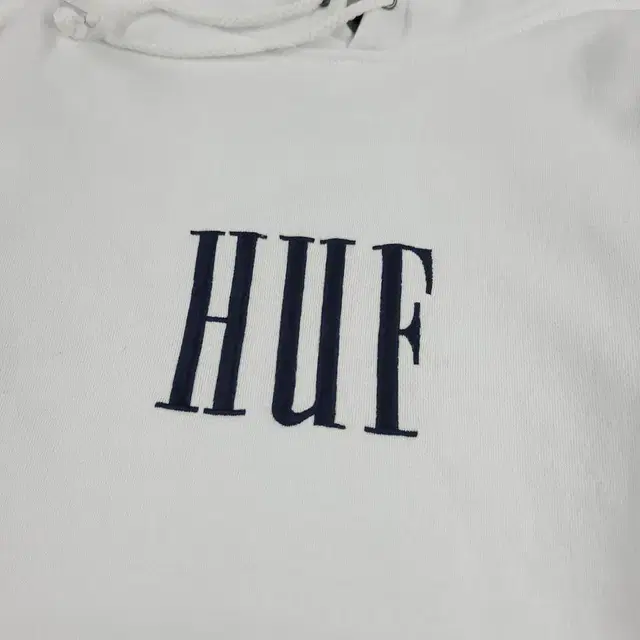 HUF 허프 화이트 네이비 빅자수로고 코튼혼방 스웻 기모 후드 티셔츠 M