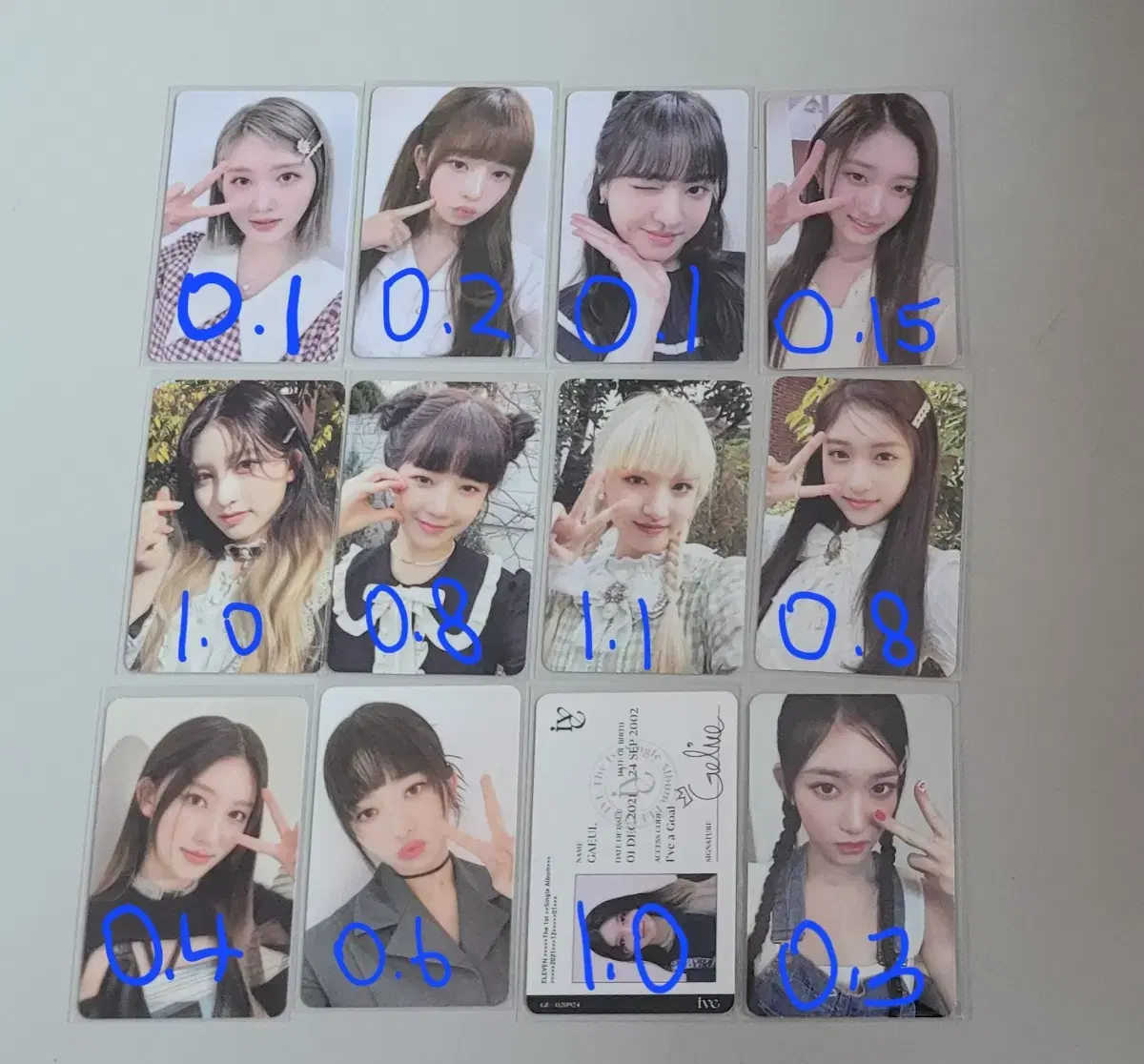 ive photocard seasons greetings 2022 Papa John's Eleven ID Card