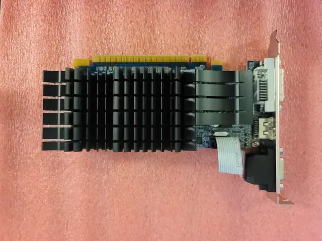 갤럭시 GALAX 지포스 GT710 DDR3 1GB 그래픽카드