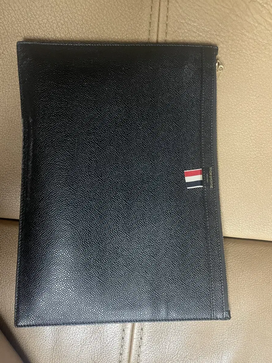 Genuine Thom Browne Clutch M (dust bag)