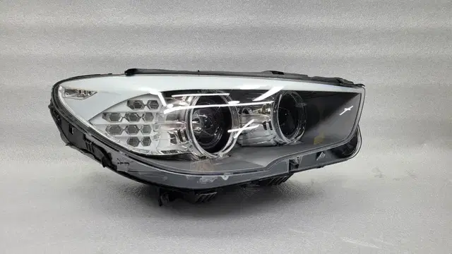 BMW/5GT/HID/(F07)조수석/719960813/전조등