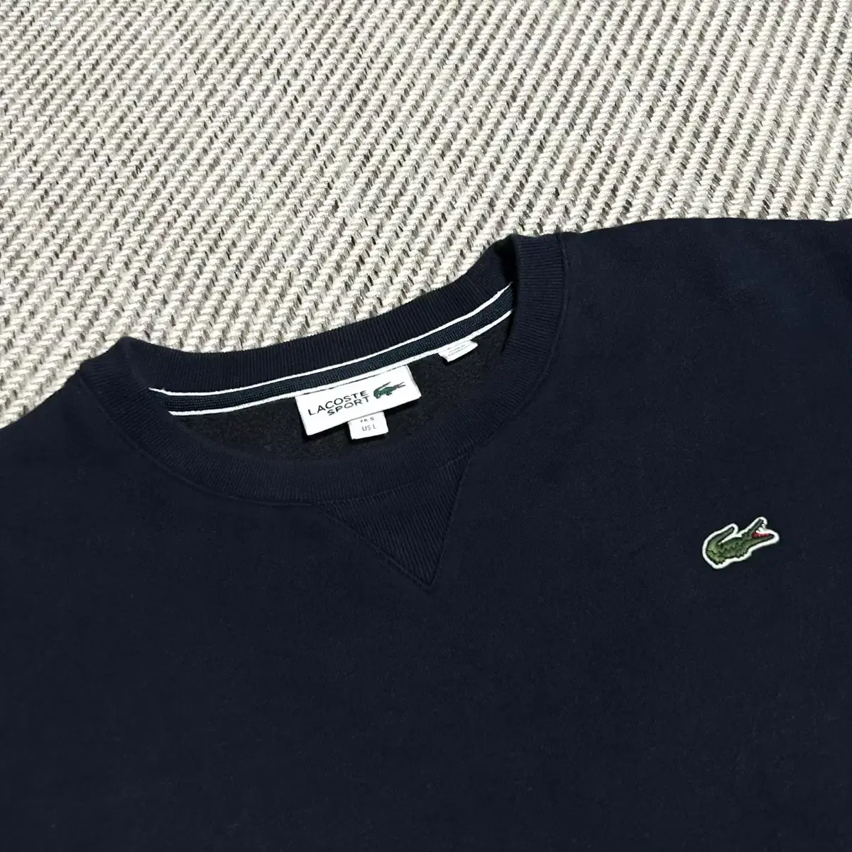 [ L ] Lacoste 라코스테 네이비 기모 맨투맨