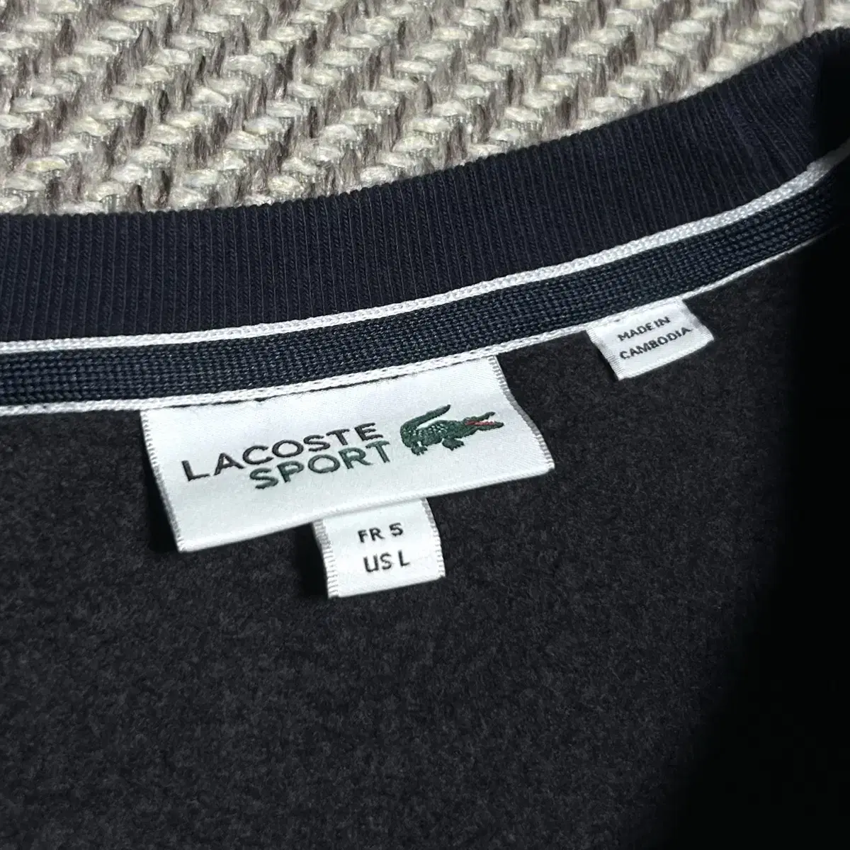 [ L ] Lacoste 라코스테 네이비 기모 맨투맨