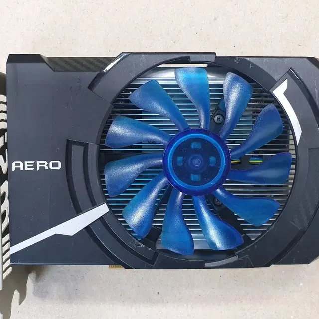 라데온 RX560 2GB 무전원 팝니다