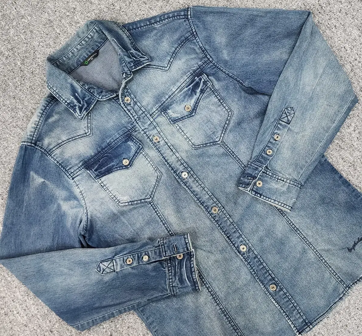 Vintage OMPHALOS Denim Shirt Jeans Shirt 100