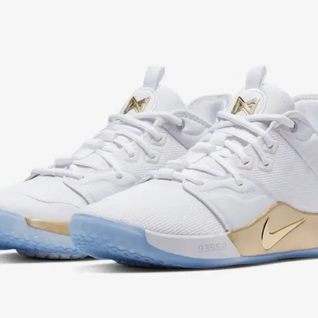 나이키 PG3 NASA 농구화 240 WHITE/GOLD