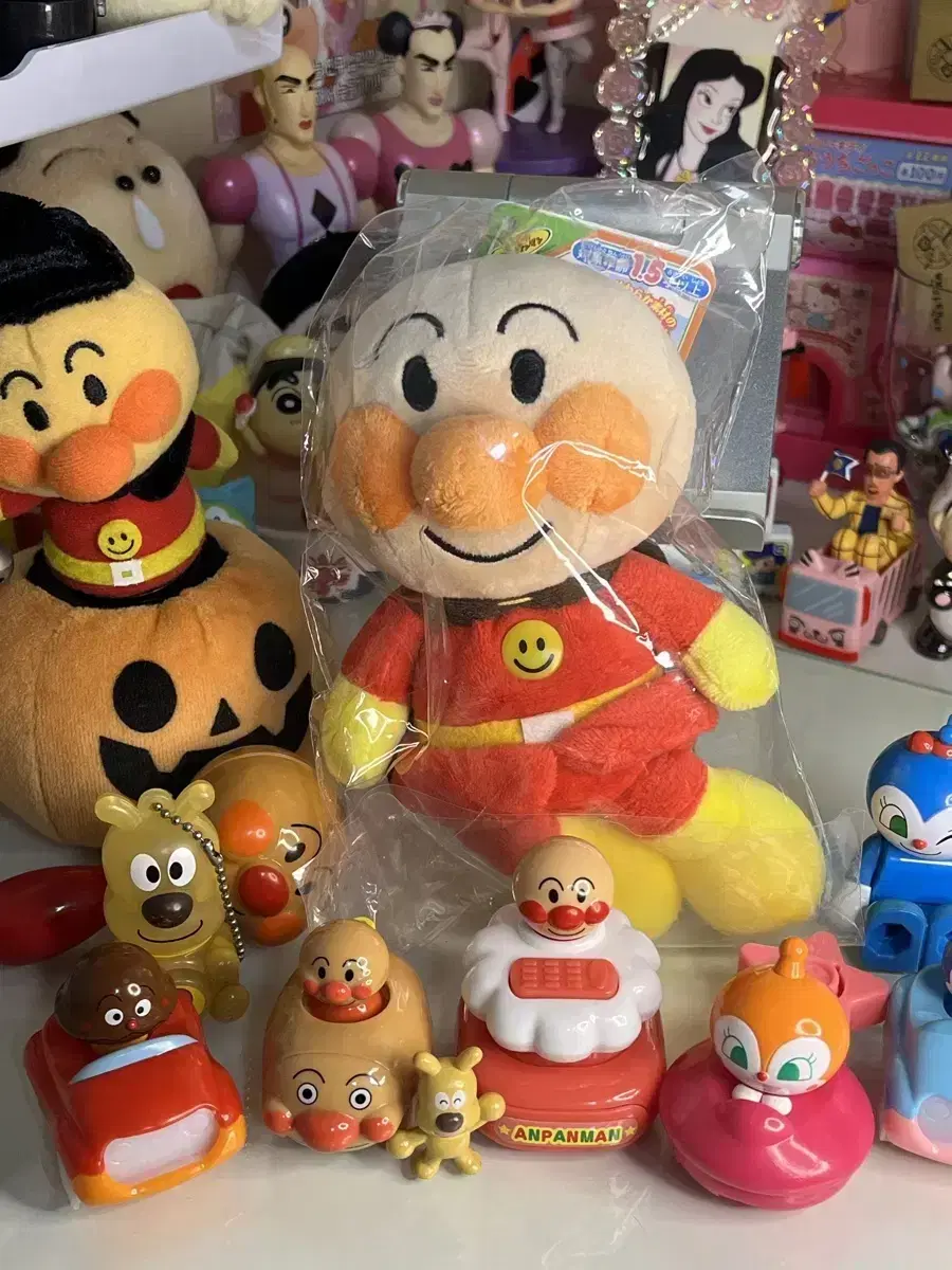 Genuine Anpanman Pretzibin S Plus Plush Doll