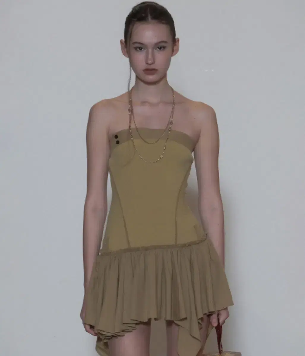 스컬프터 Tube Top Low Waist Dress Camel