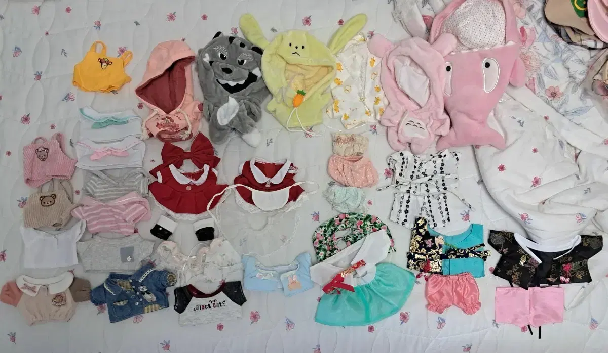 20Gingers doll clothes bulk sell cheap!