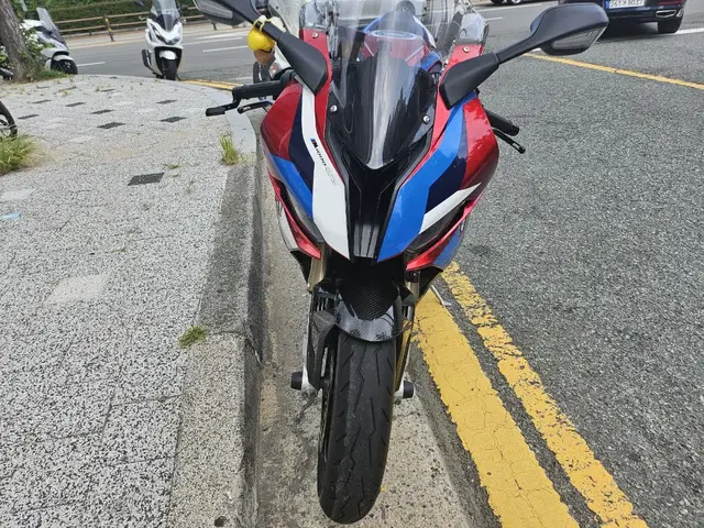 2022년식 bmw s1000rr m패키지 판매합니다(급매)