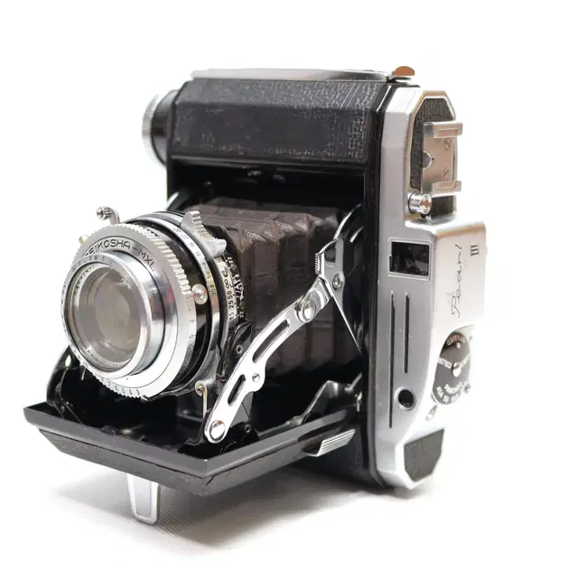 1955s 코니카(Konica) Pearl III 소형 폴딩카메라