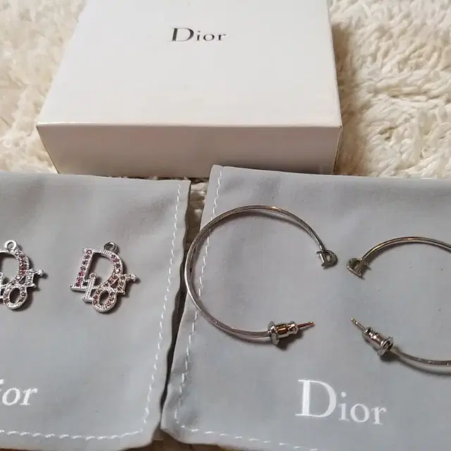 Dior(디올) 목걸이.귀걸이set "정품"