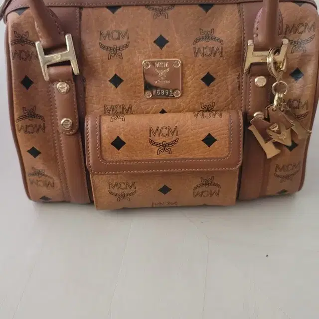 mcm 보스턴 핸드백