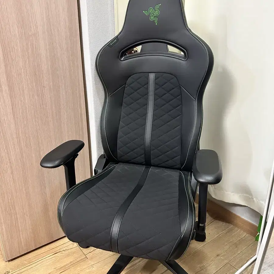 RAZER Enki / 레이저 엔키