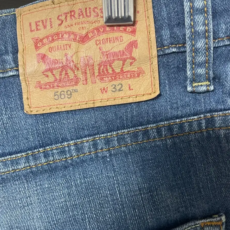 Levis 리바이스 569 청반바지 32