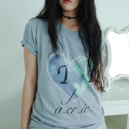 구해요) 샵페어리 I @ clover T-shirt 반팔티