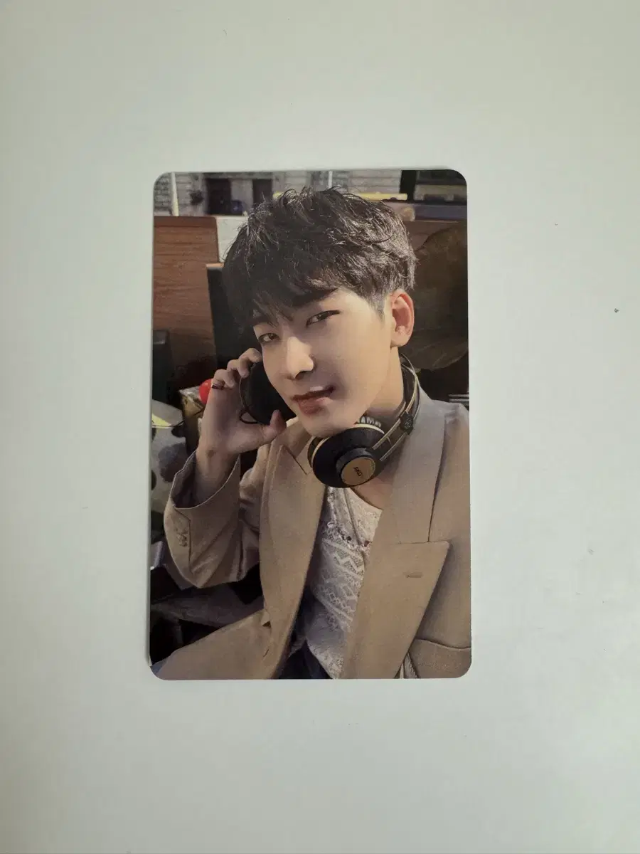 Follow SEVENTEEN Japan Chairman Han weverse japan wonwoo photocard WTS