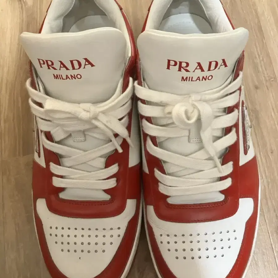 PRADA 스니커즈 260-265