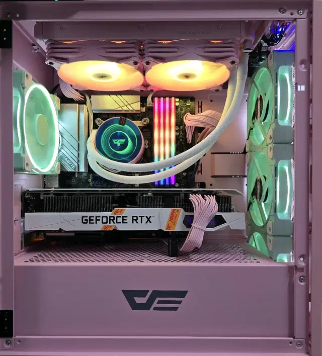 게이밍 본체 (I7 9700K RTX3060 12G)