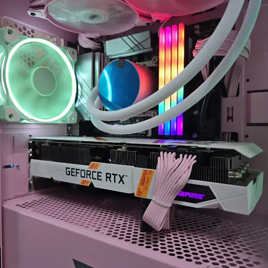 게이밍 본체 (I7 9700K RTX3060 12G)