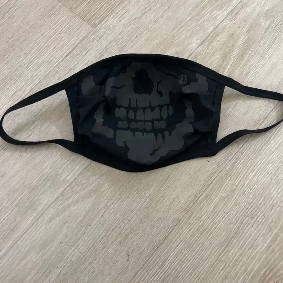 바조우 99%is skull mask