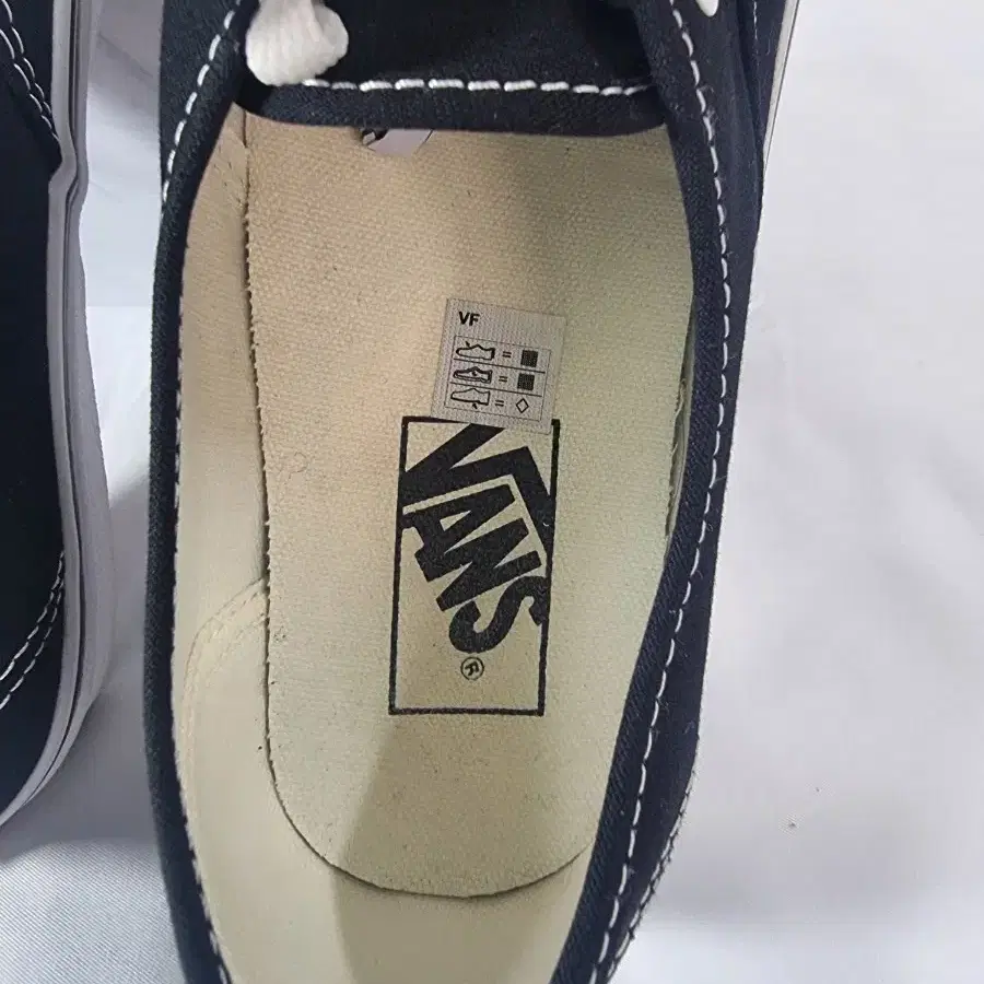 [250] VANS 반스 신발 어센틱 스니커즈 운동화 단화 블랙