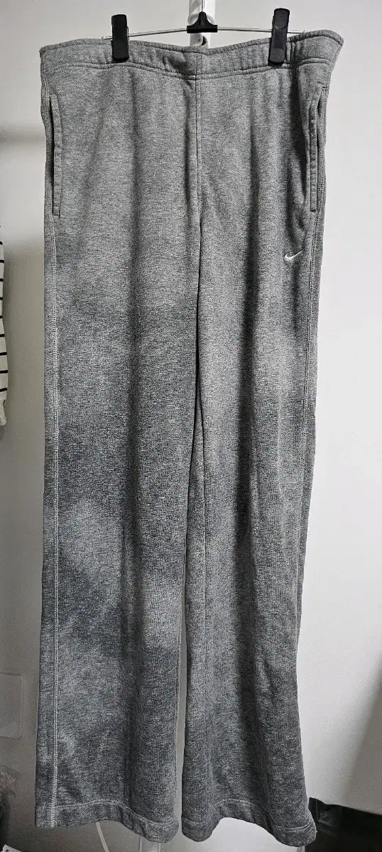 Nike pants size L (washed.almost new)