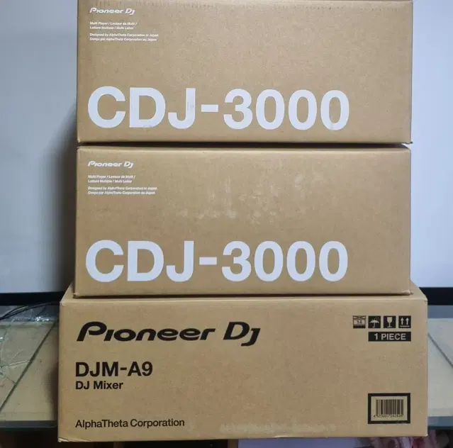 미사용 신품 cdj3000+a9 셋트 판매 합니다.