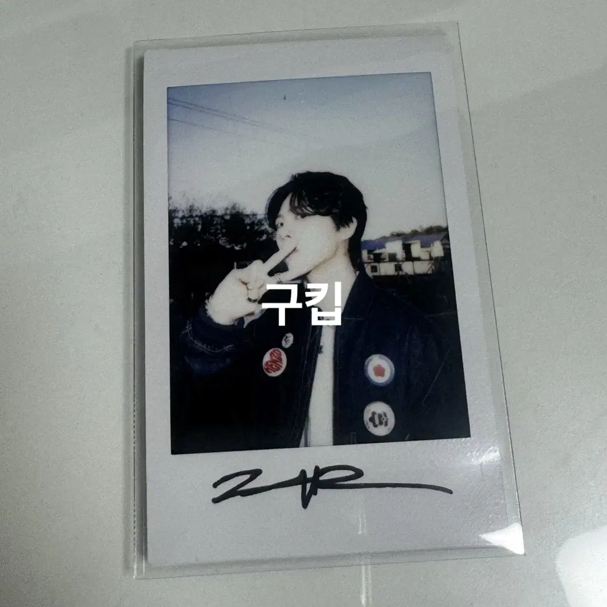 Giriboy Wonderkay sign polaroid sign pola WTS