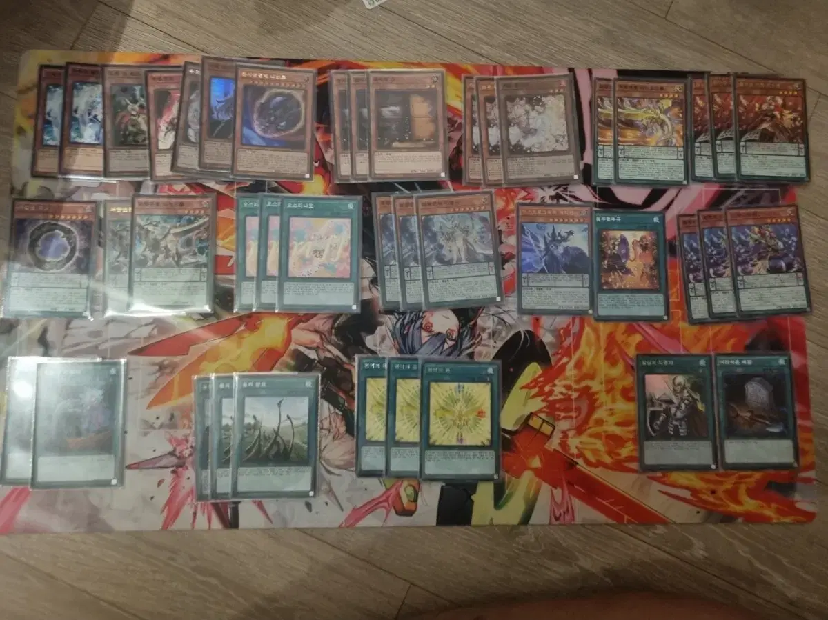 I'm selling the King of the World deck.