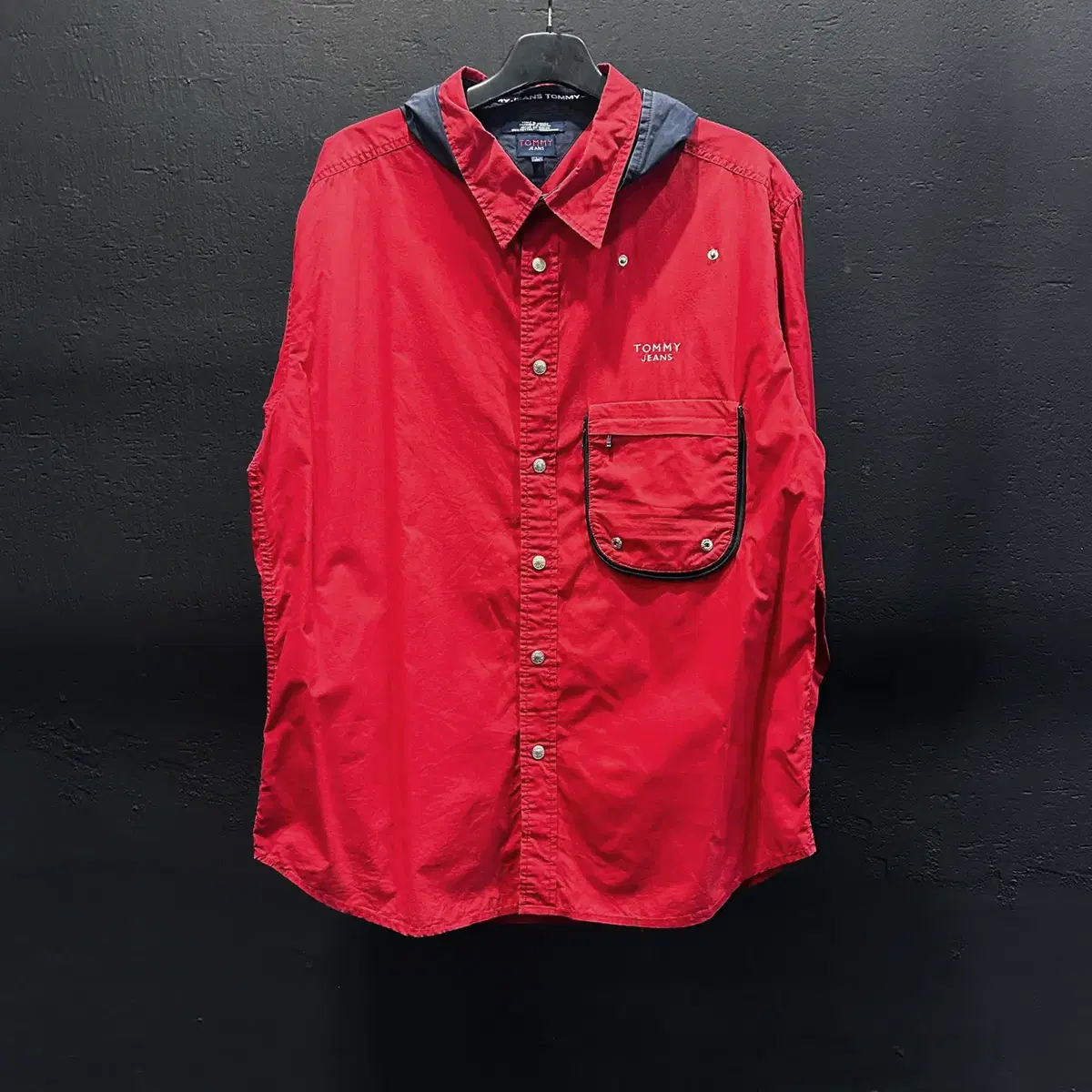 Tommy Hilfiger Red ShirtJacket with front logo hood with big pocket detail