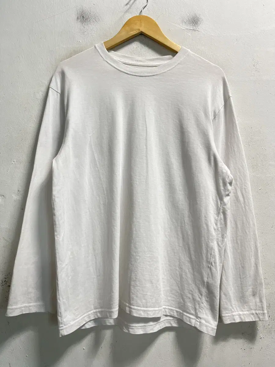 100 Genuine Gentleman's Standard White Long Sleeve Tee