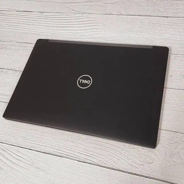 DELL Latitude 7390_i5 8350u 노트북 판매합니다.