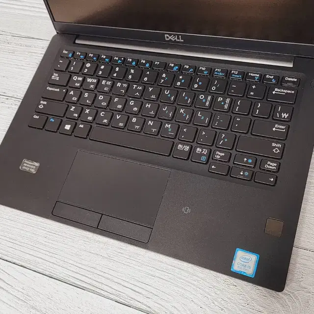 DELL Latitude 7390_i5 8350u 노트북 판매합니다.