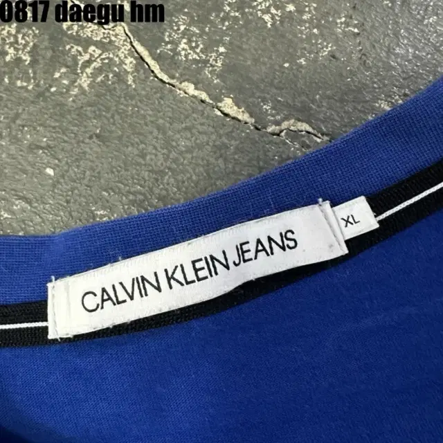 Calvin Klein Jeans 캘빈클라인 반팔티 XL