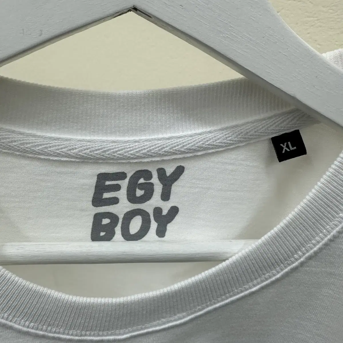 [XL] EGYBOY 루이비통 로고 패러디 티셔츠