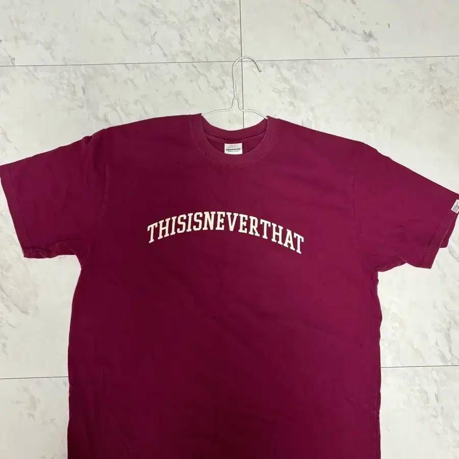 디스이즈네버뎃 디네뎃 ARC Logo Tee Wine