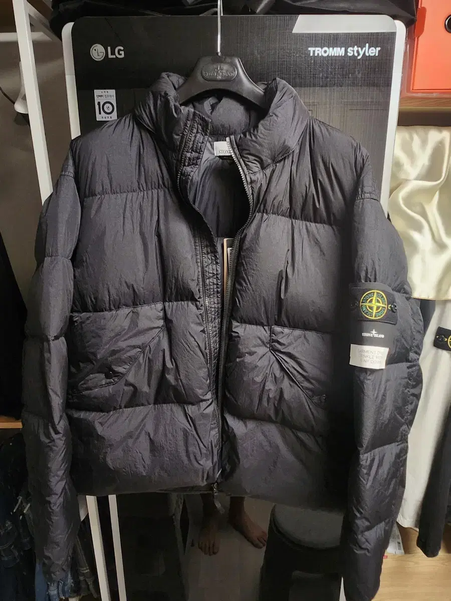 Stone Island 23FW Crinkleclaps Non-Hooded Puffer Black XXXL 3XL