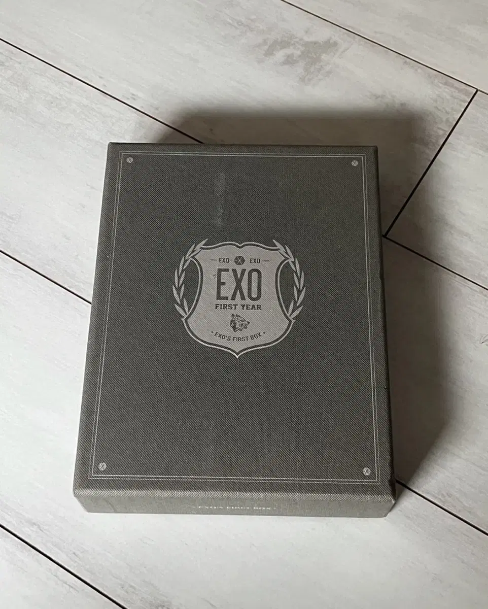 엑소 퍼스트박스 DVD 팝니다