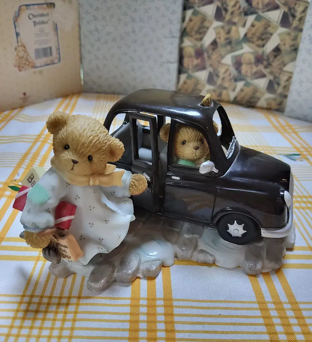 Cherry-Shaped Teddy's Taxi (European exclusive - box0)