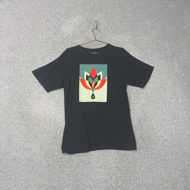 Obey Bonfire Printed Vahn Tee M