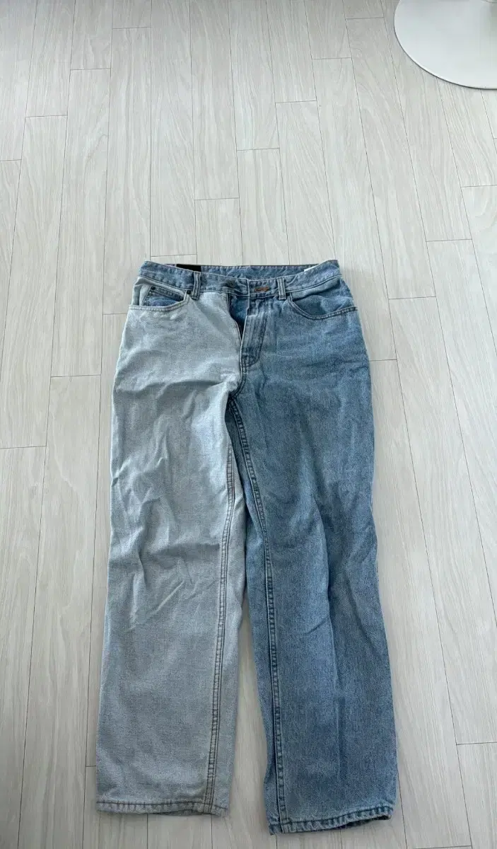 Azobaiajo Washed Denim Pants