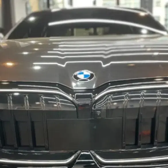 bmw g60 5시리즈 아이코닉 글로우 크롬죽이기