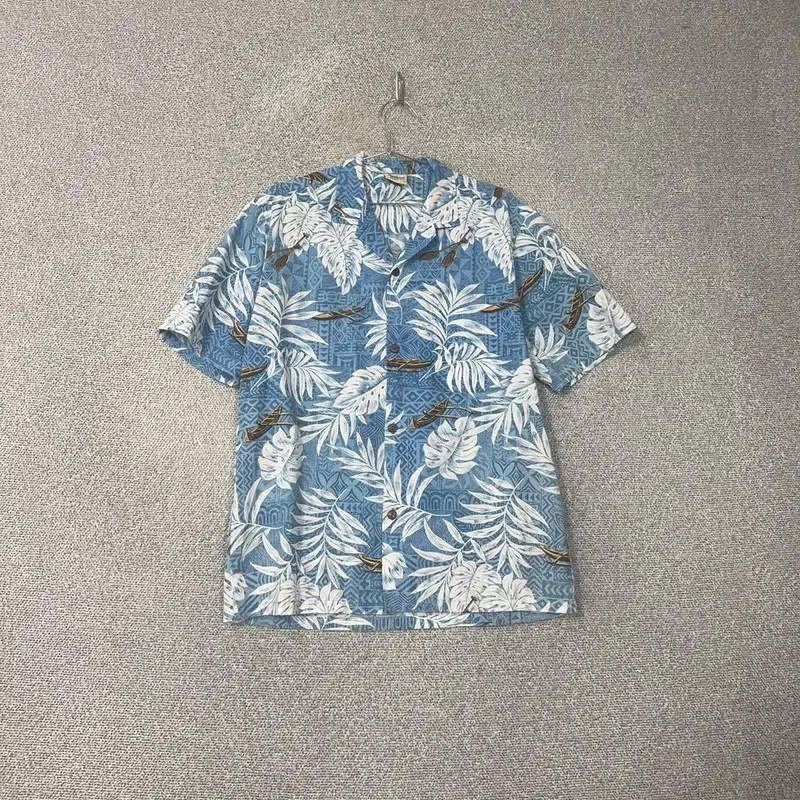 ROYAL CREATIONS Real Hawaiian Shirt L