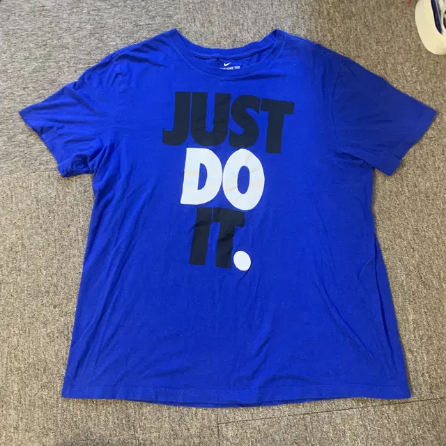 XL) Nike 나이키 블루 반팔티 just do it