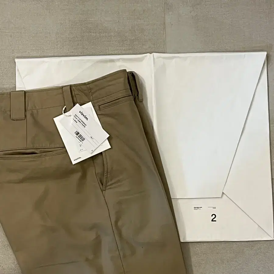 비즈빔 필드치노 beige 2size