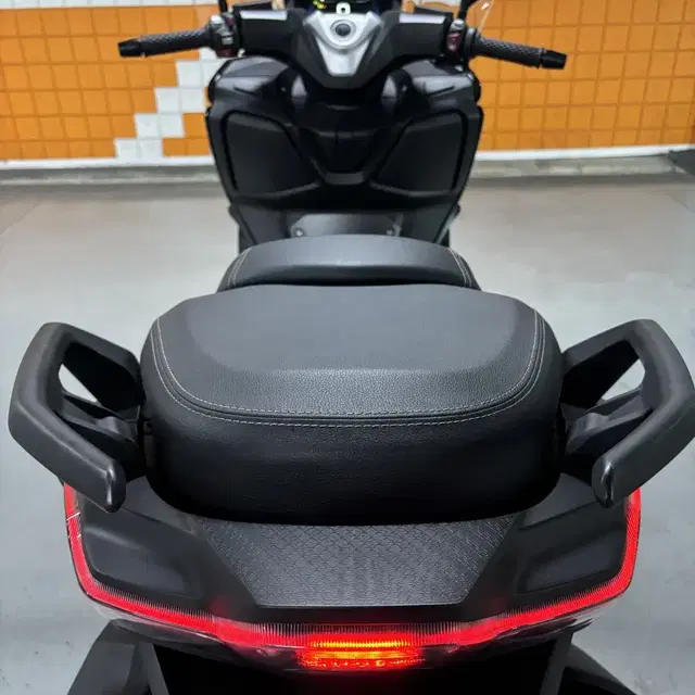 SR4MAX,xmax,pcx,nmax,보이져,크루심,조이맥스