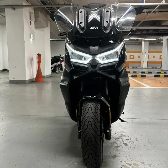 SR4MAX,xmax,pcx,nmax,보이져,크루심,조이맥스